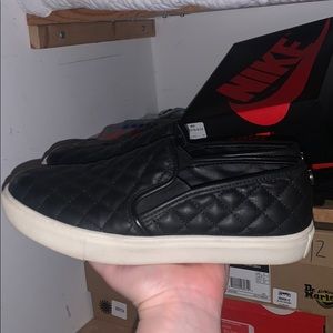 Steve Madden Slip ons